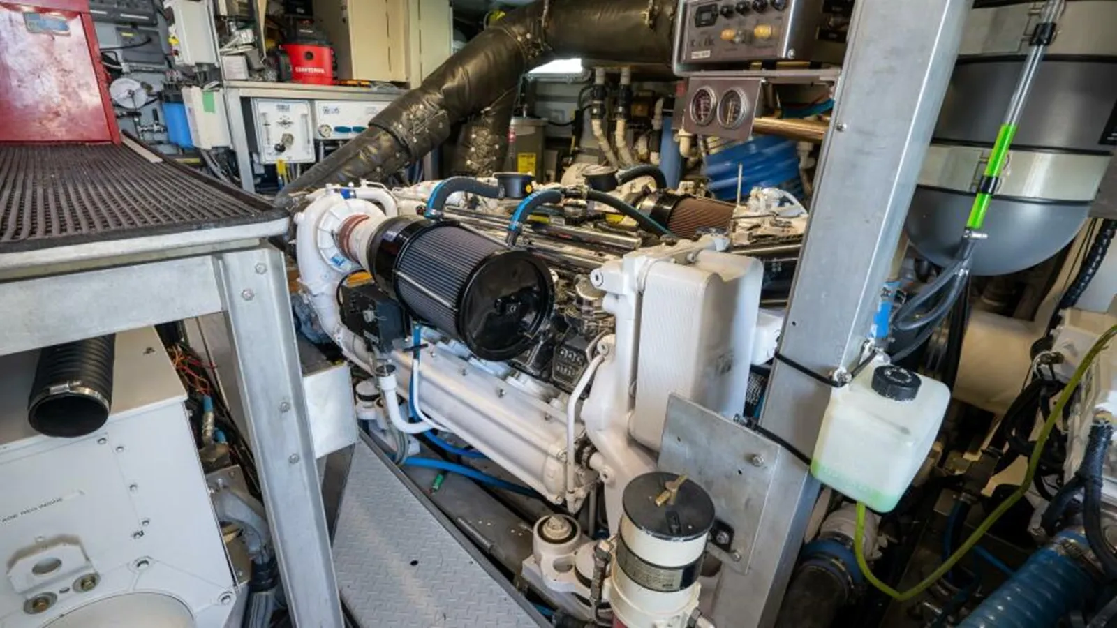 Купить яхту SIMARON в Shestakov Yacht Sales