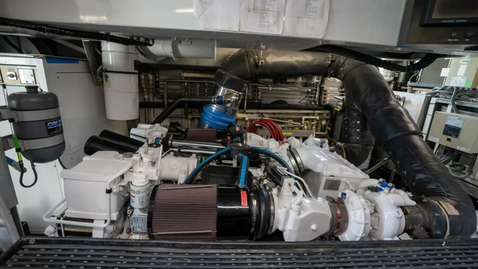 Купить яхту SIMARON в Shestakov Yacht Sales