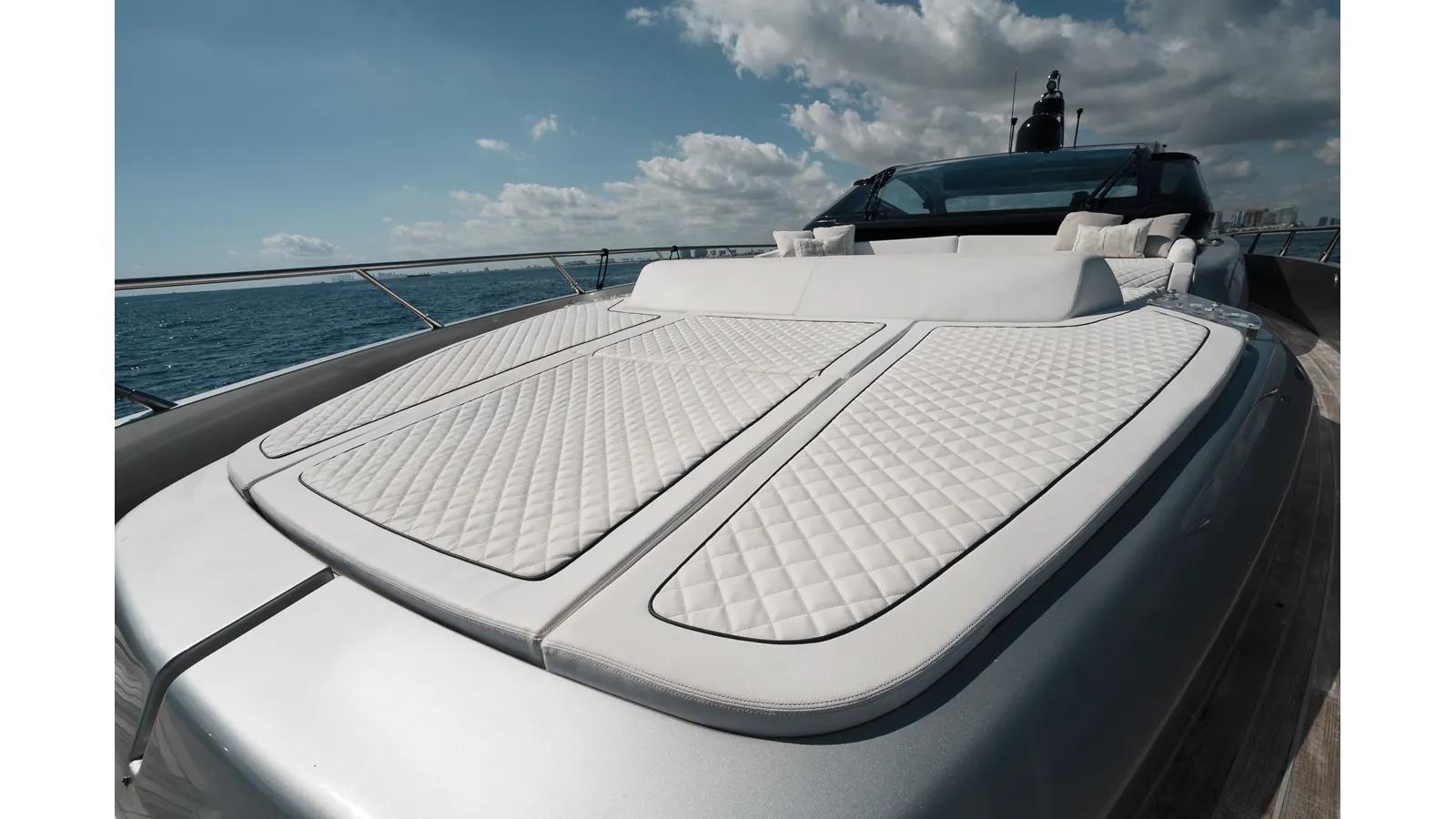 best yacht sales deals BEL SOGNO 68