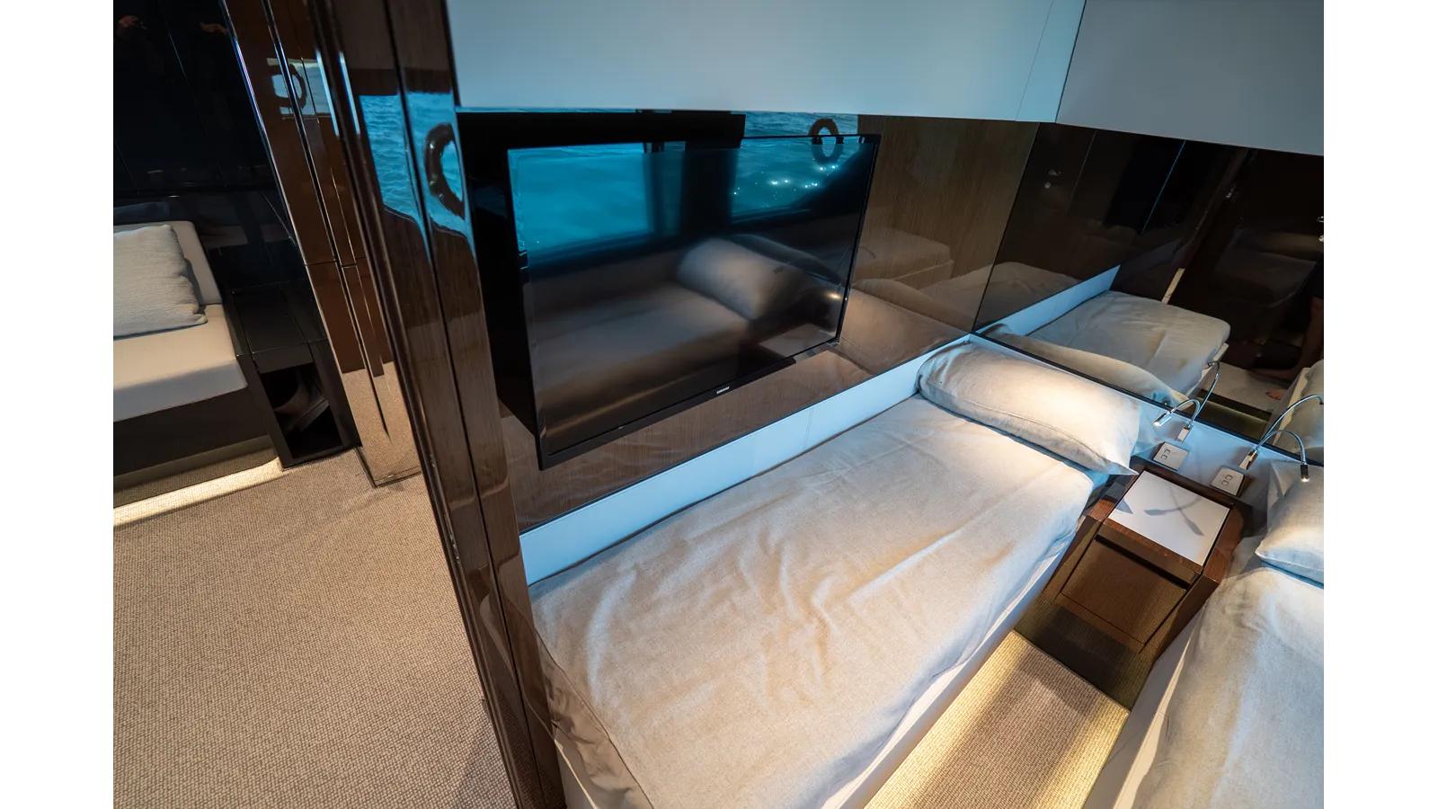 Buy a BEL SOGNO 68 Diable at Shestakov Yacht Sales