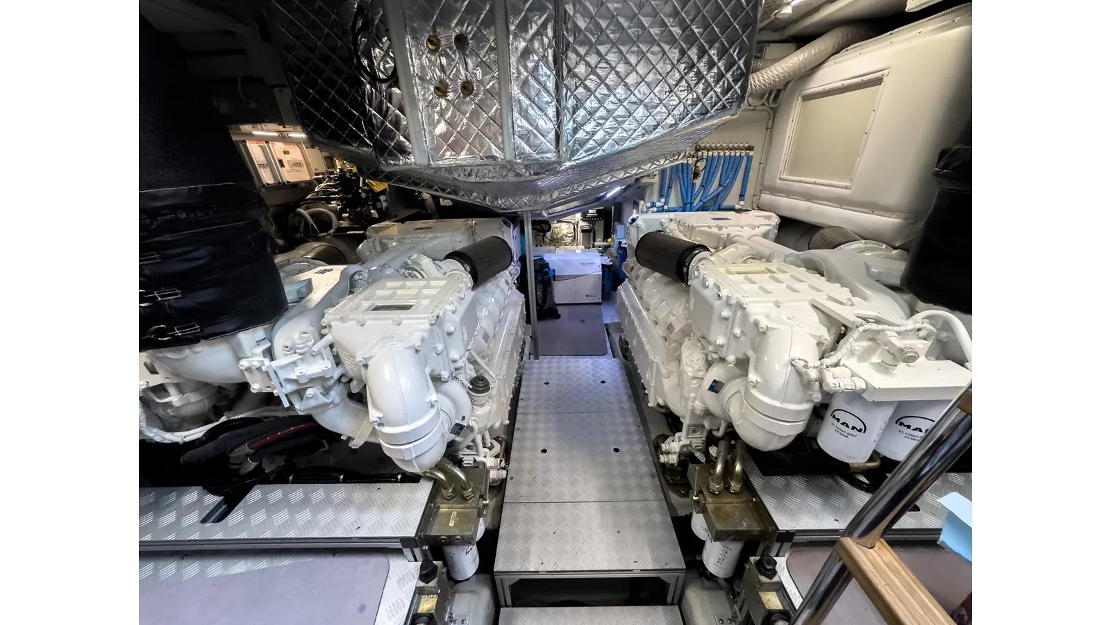 best yacht sales deals BEL SOGNO - RIVA YACHT