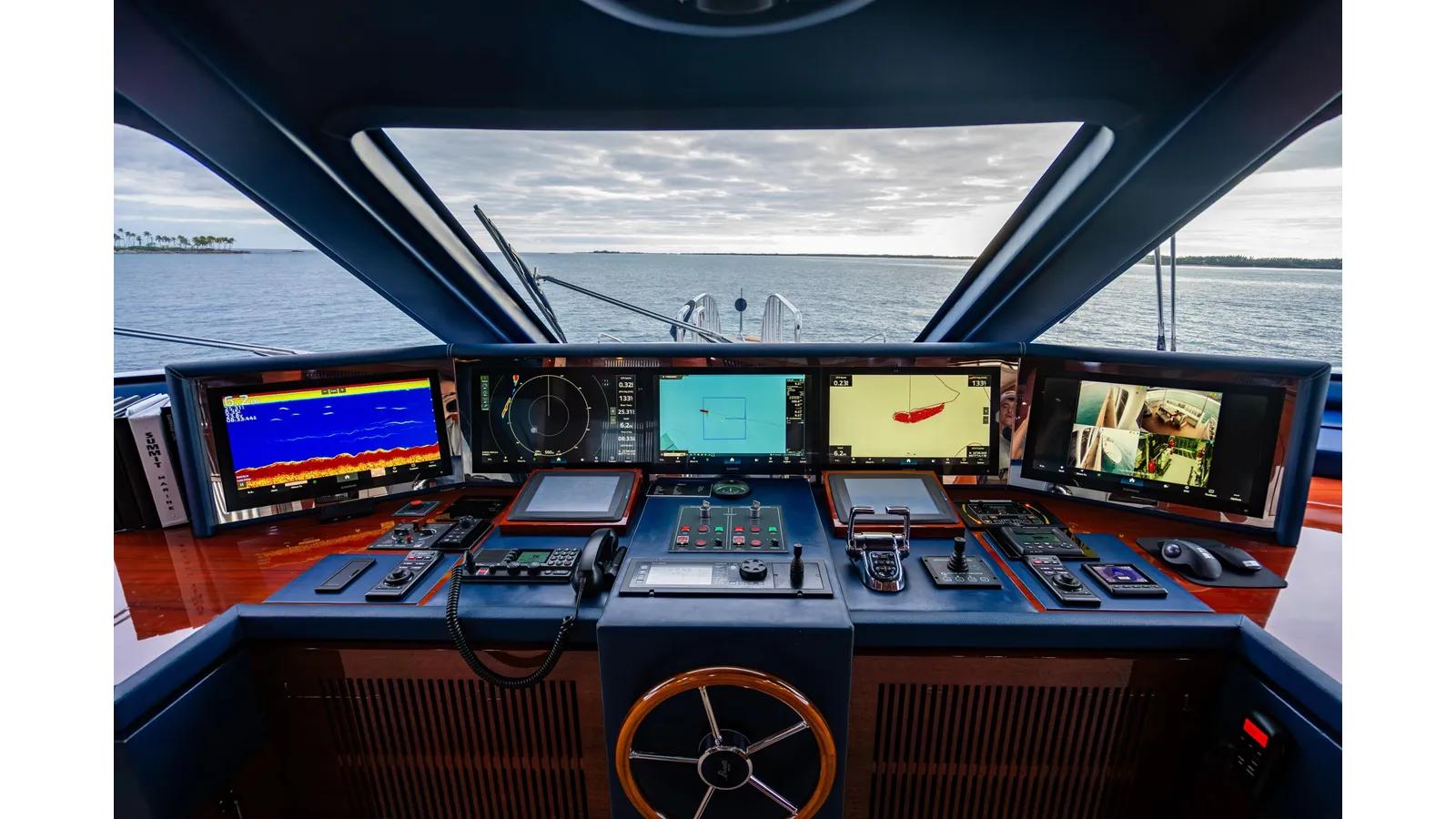 ALLORA 121 yacht sale