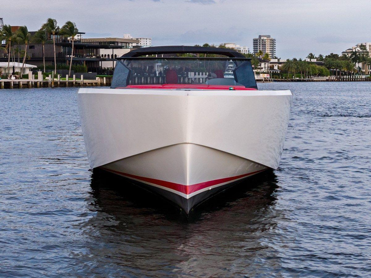 the best price on VQ48 2016