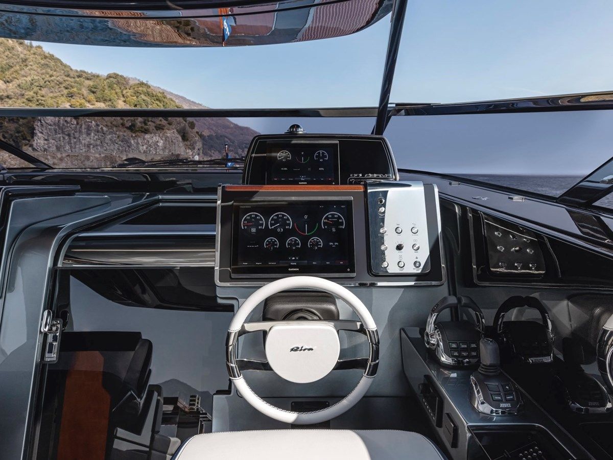 Buy a yacht Riva 48 Dolceriva 2025