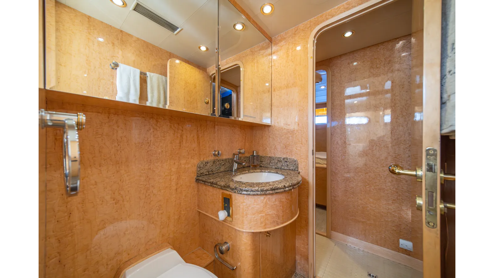 the best price on Wishes Granted 82 SkyLounge