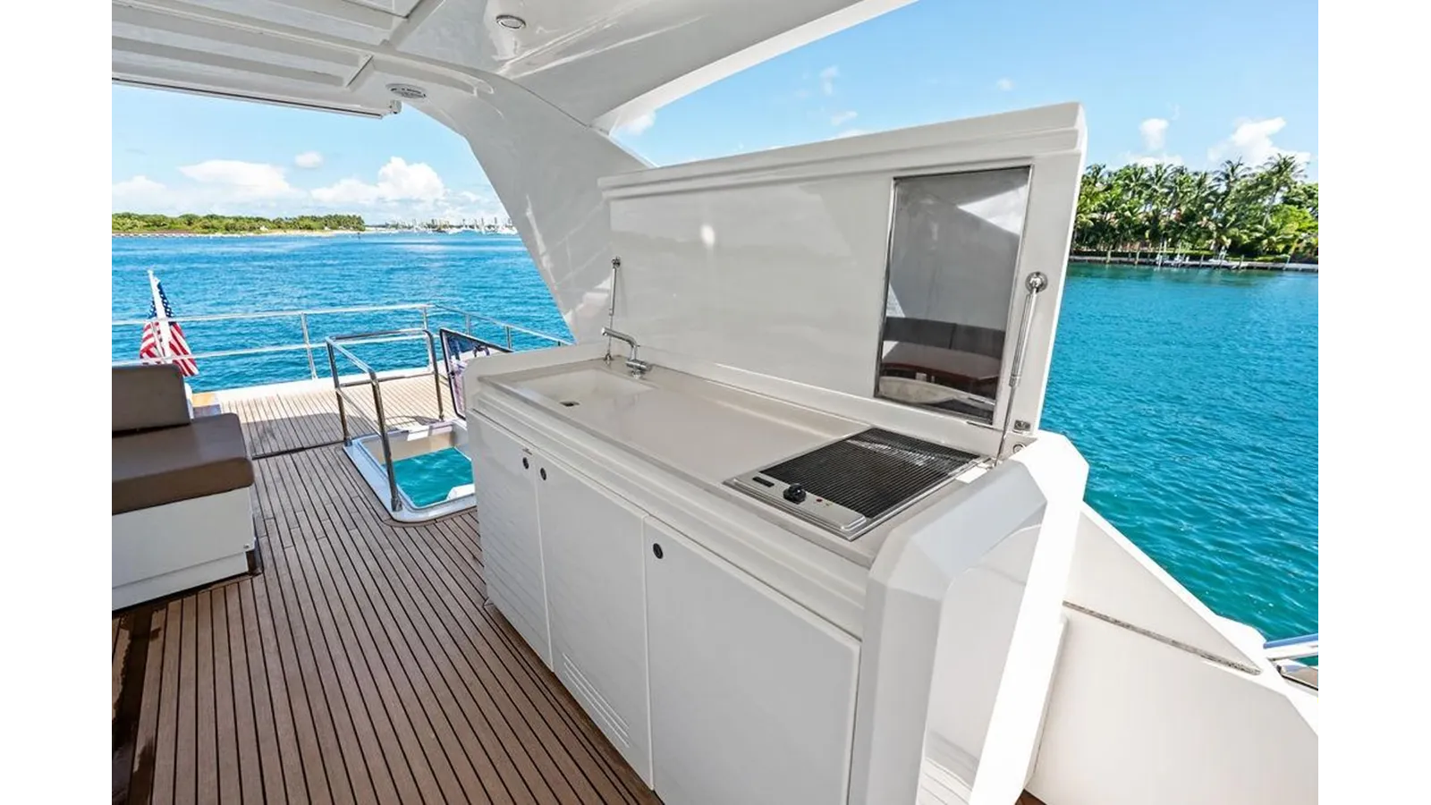 Продажа яхты ELEVATION - PRESTIGE