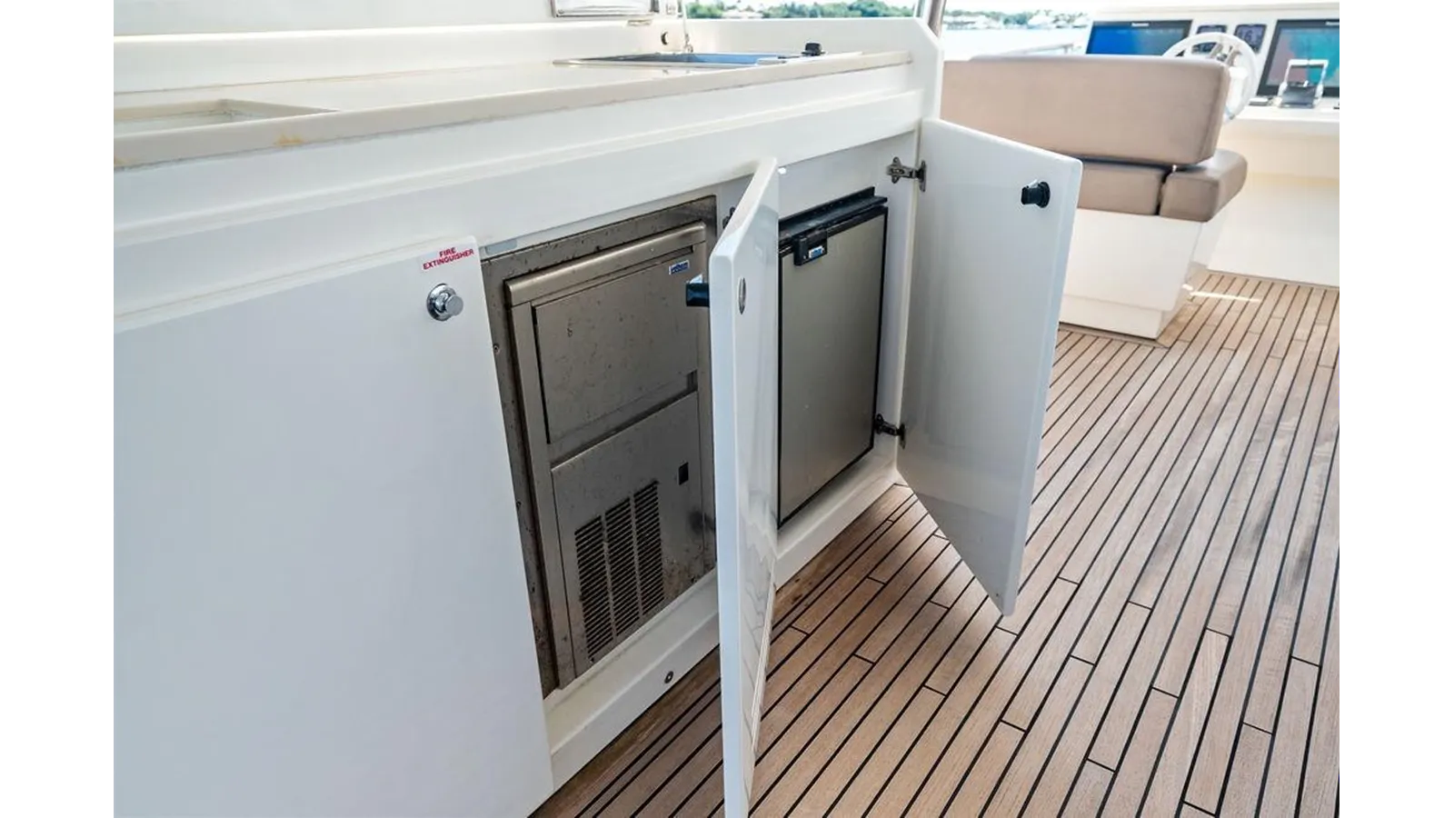 Купить ELEVATION 2016