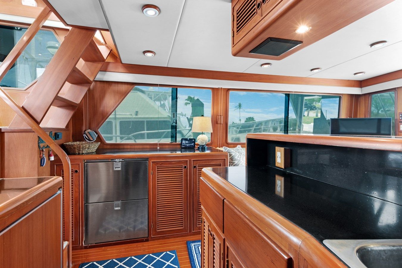 Buy a yacht INDIGO - OFFSHORE YACHTS