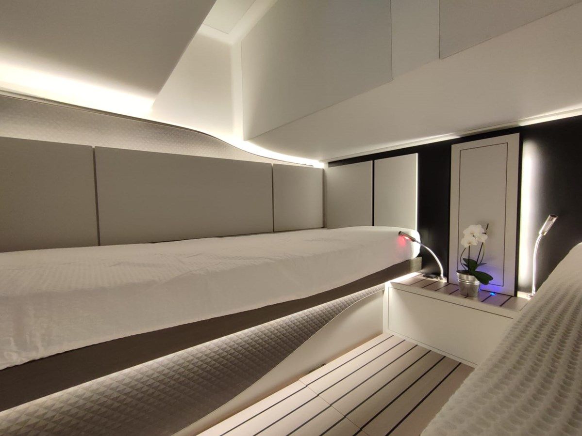 best yacht sales deals VELOCE 43