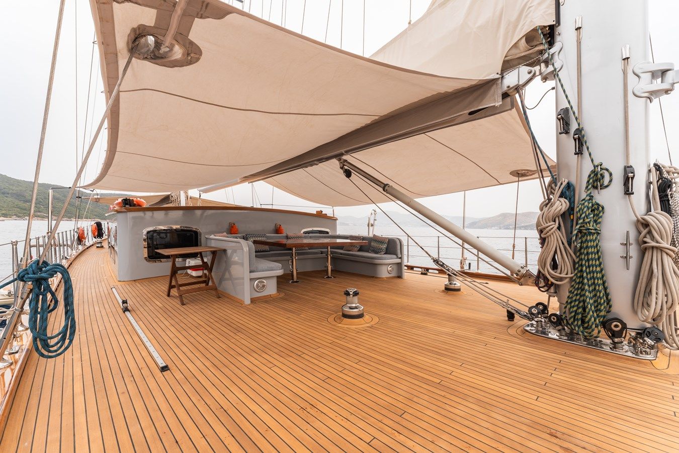 Buy a yacht LE PIETRE - ADA YACHT WORKS