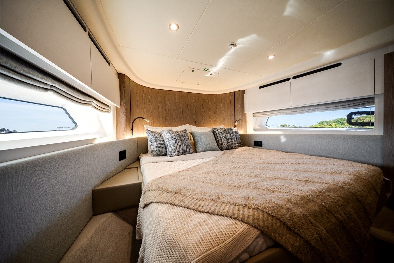 Продажа яхты Sarah Jane