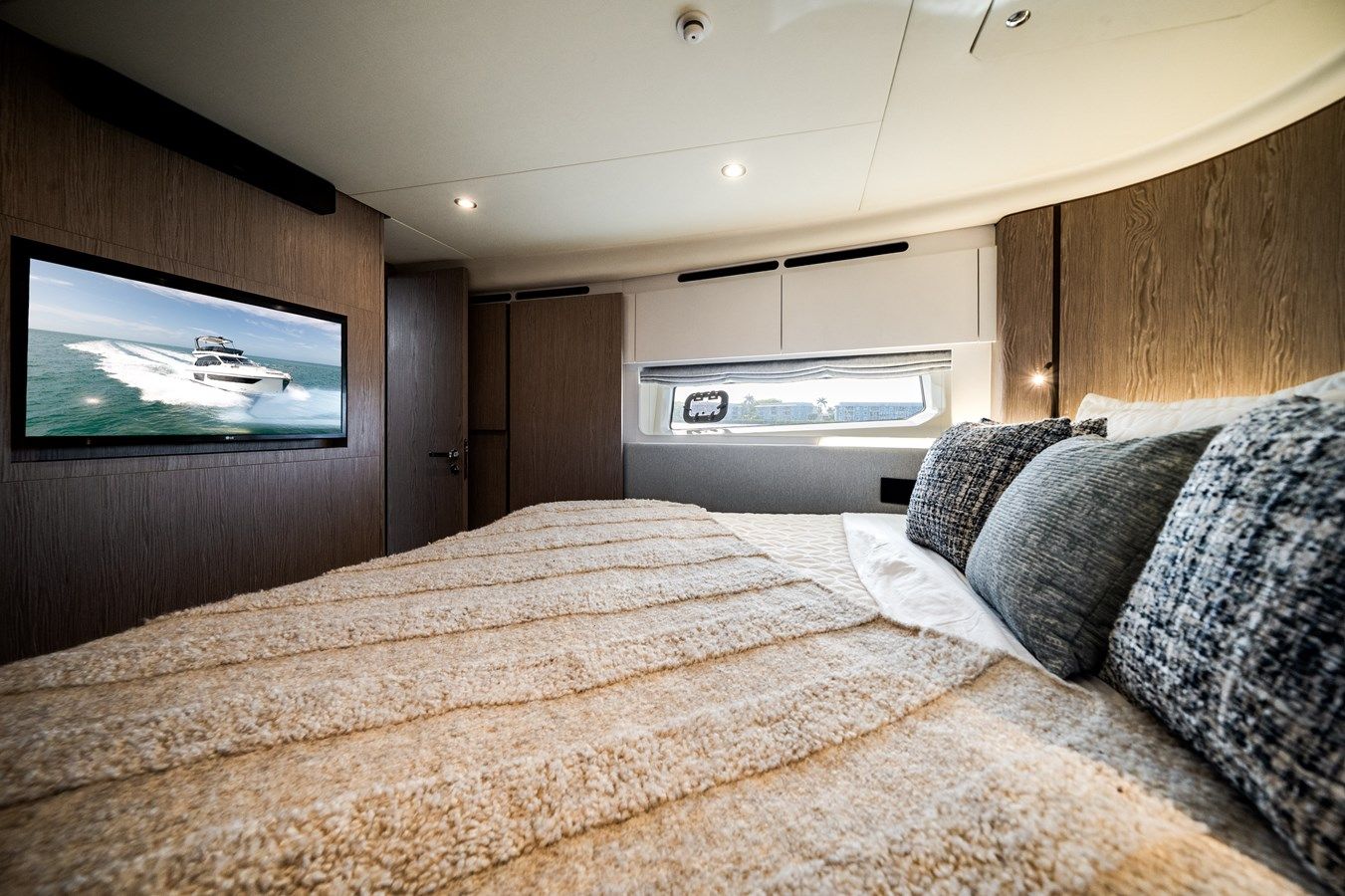 Sarah Jane - Azimut Yachts