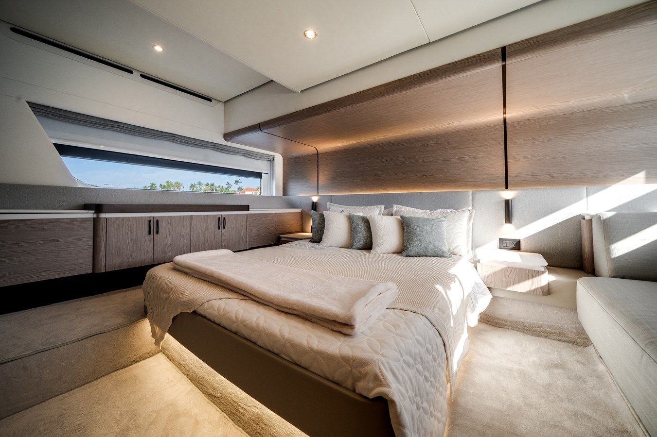 Sarah Jane - Azimut Yachts