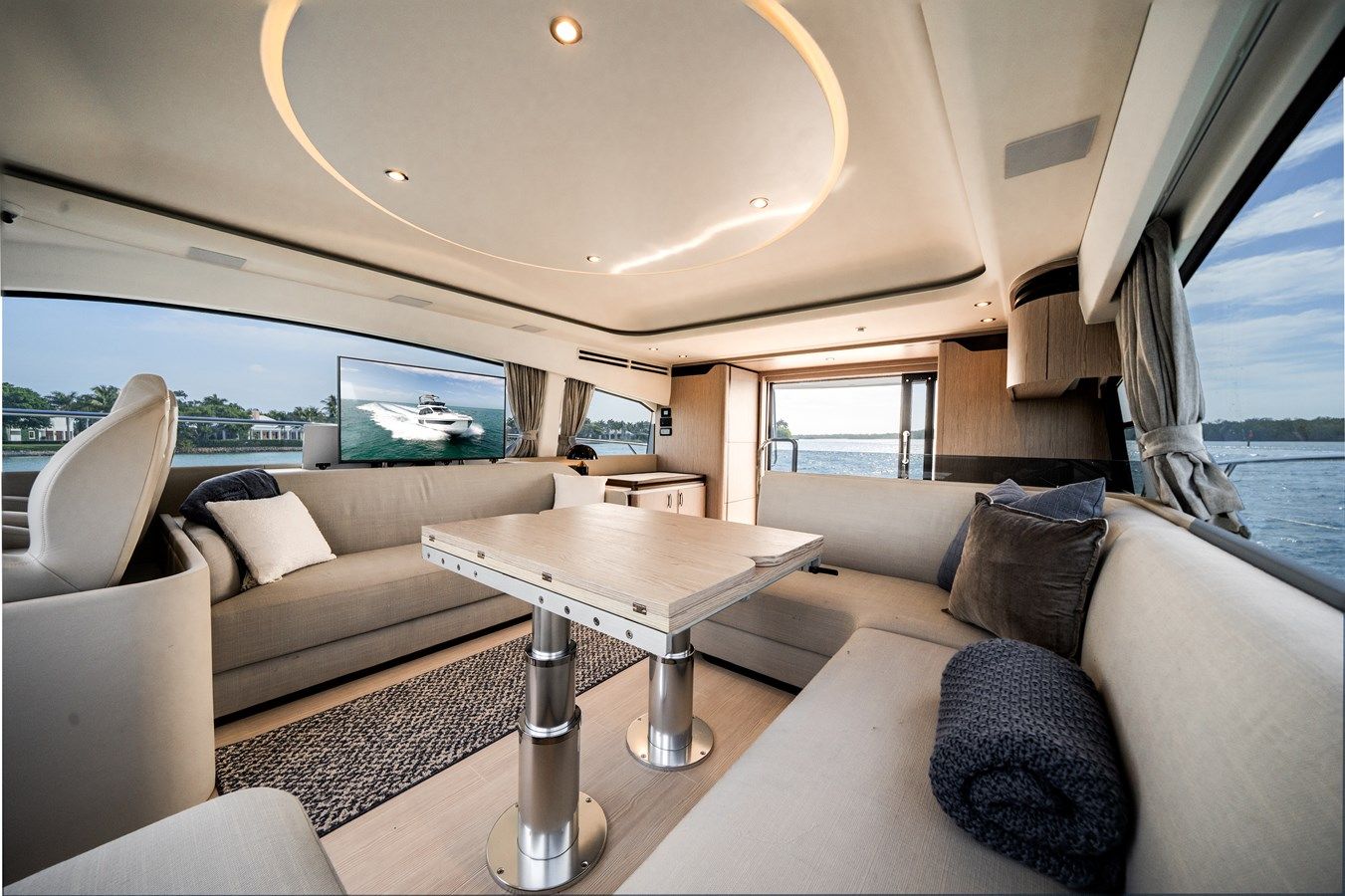 Продажа яхты Sarah Jane 2024