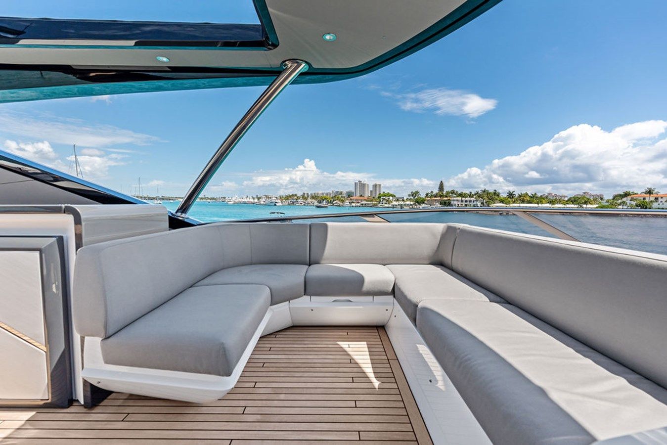 Купить яхту Dolce Far Niente в Shestakov Yacht Sales