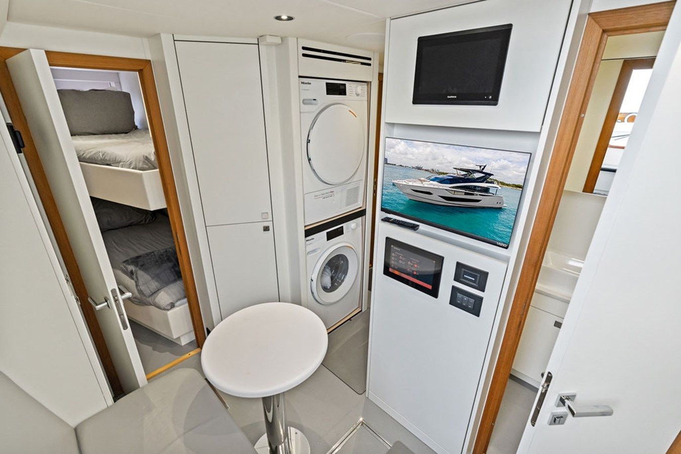 Купить Dolce Far Niente 88 Yacht