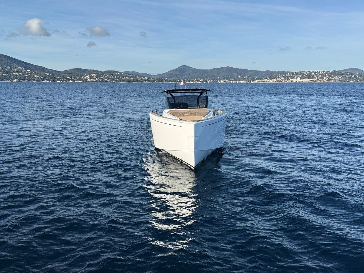 Buy a yacht p50 - PARDO YACHTS