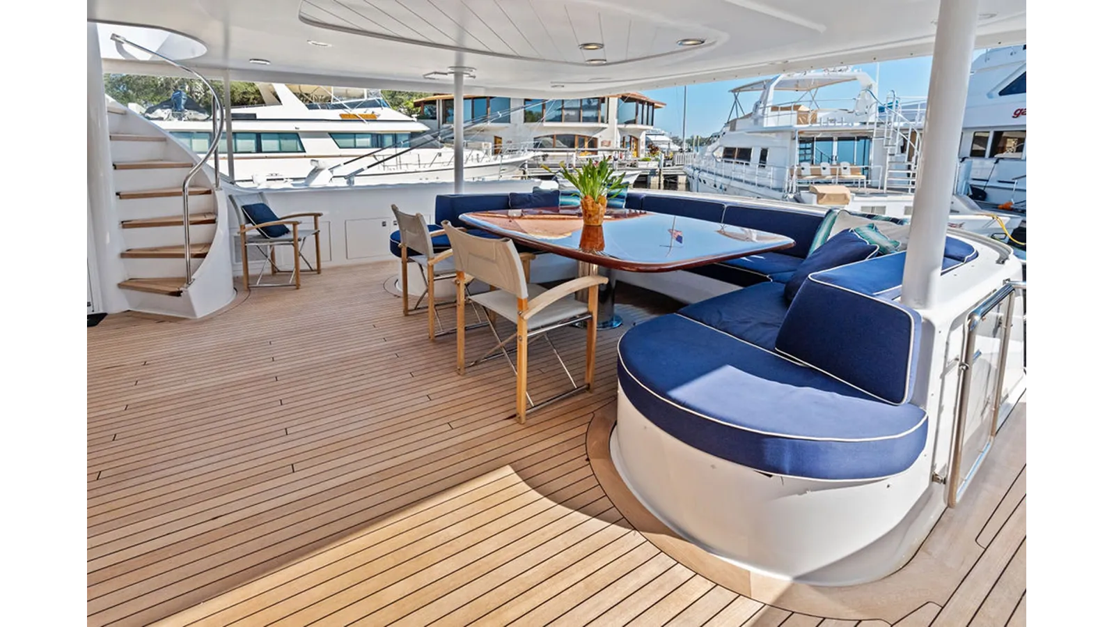 Buy a yacht CHECKERED PAST - WESTPORT