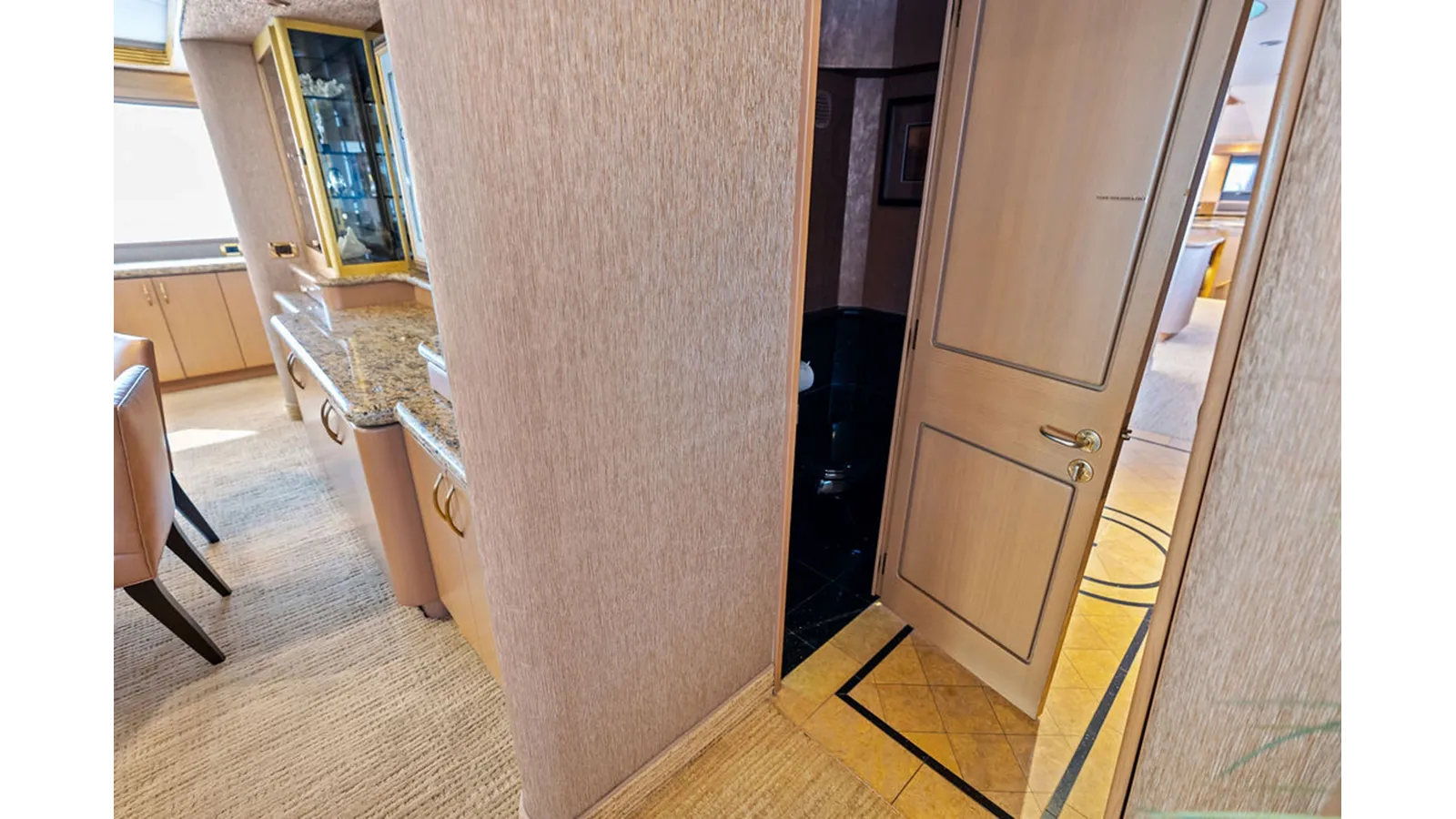 Buy a CHECKERED PAST - WESTPORT at Shestakov Yacht Sales