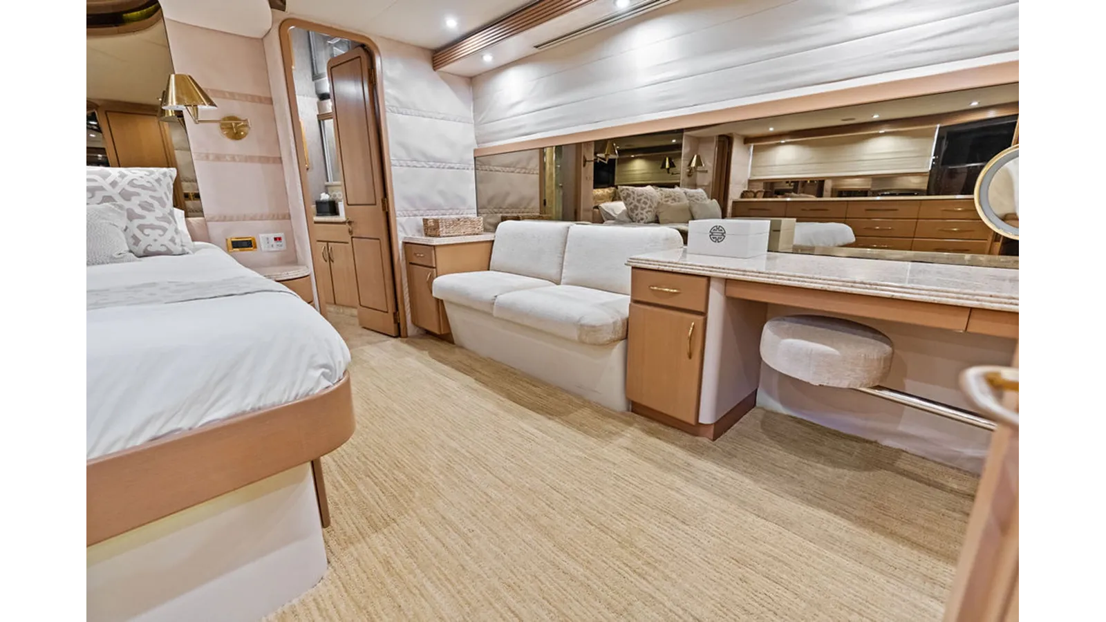 CHECKERED PAST 1999 yacht sale