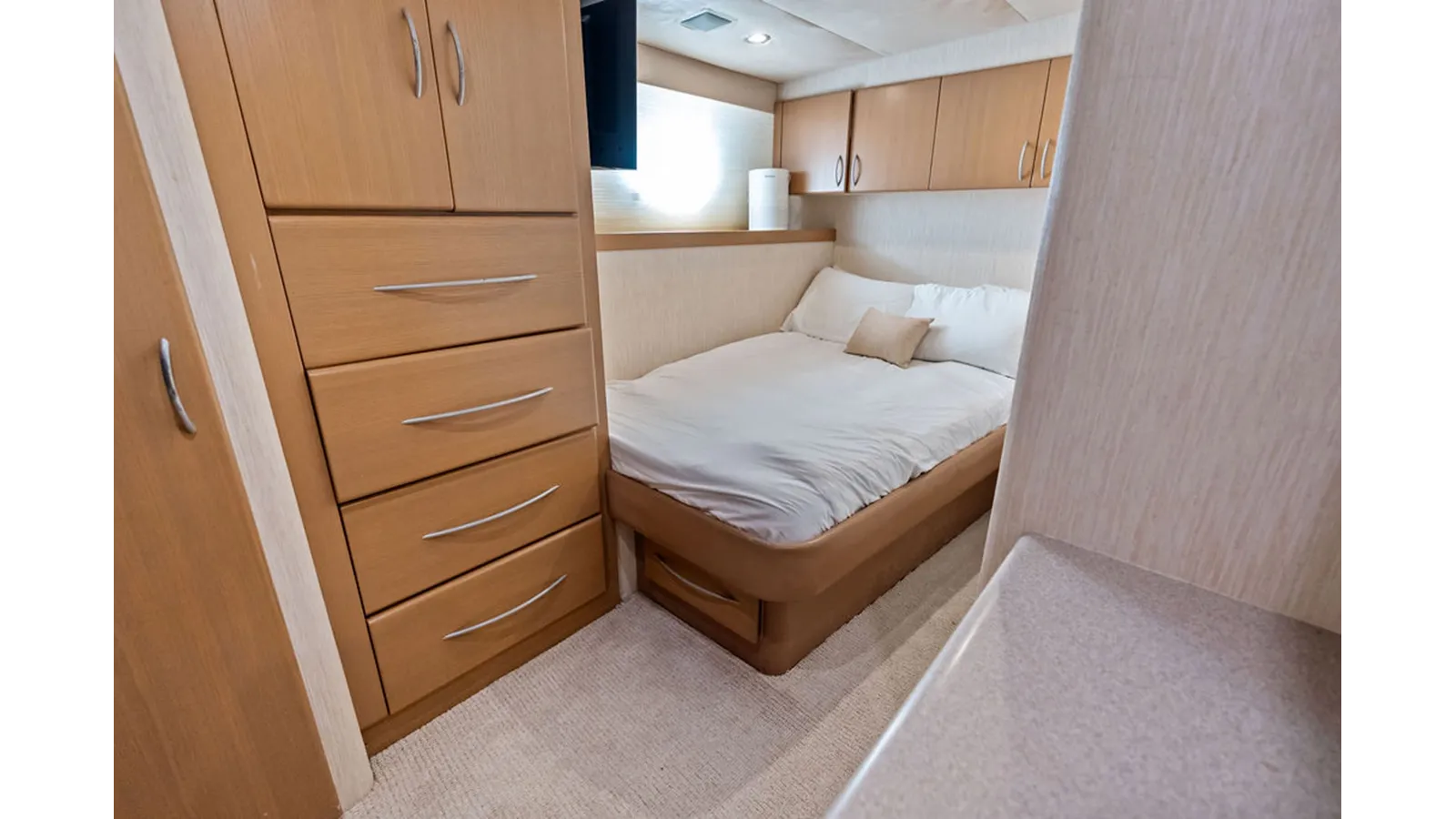 Buy a yacht CHECKERED PAST 1999