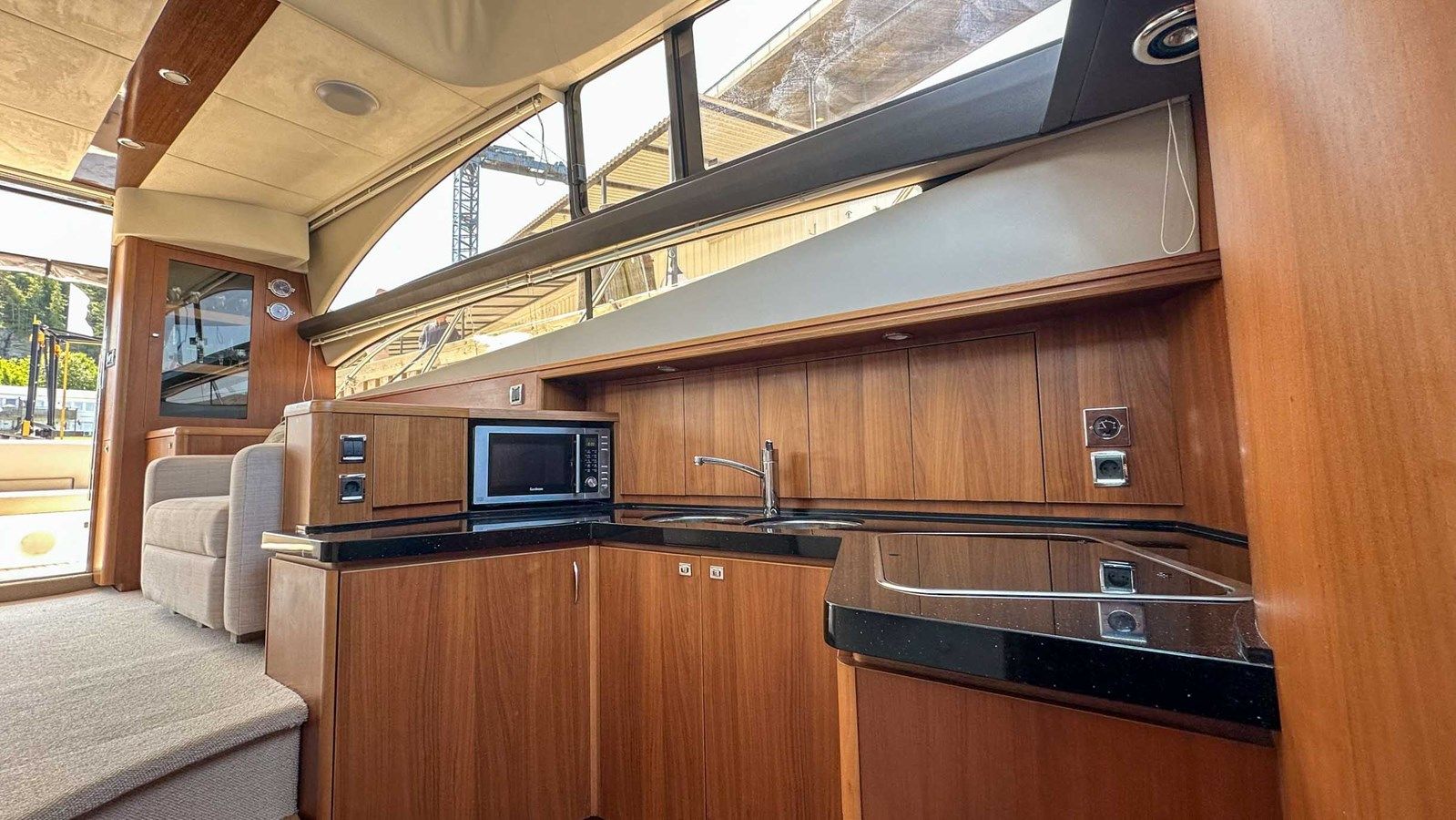 Buy a PRINCESS 42 (P42354) 2011 at Shestakov Yacht Sales