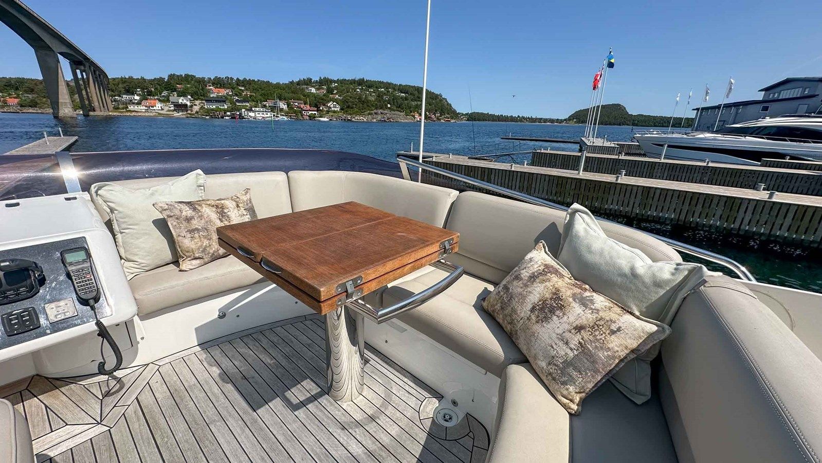 best yacht sales deals PRINCESS 42 (P42354) PRINCESS 42 FLYBRIDGE