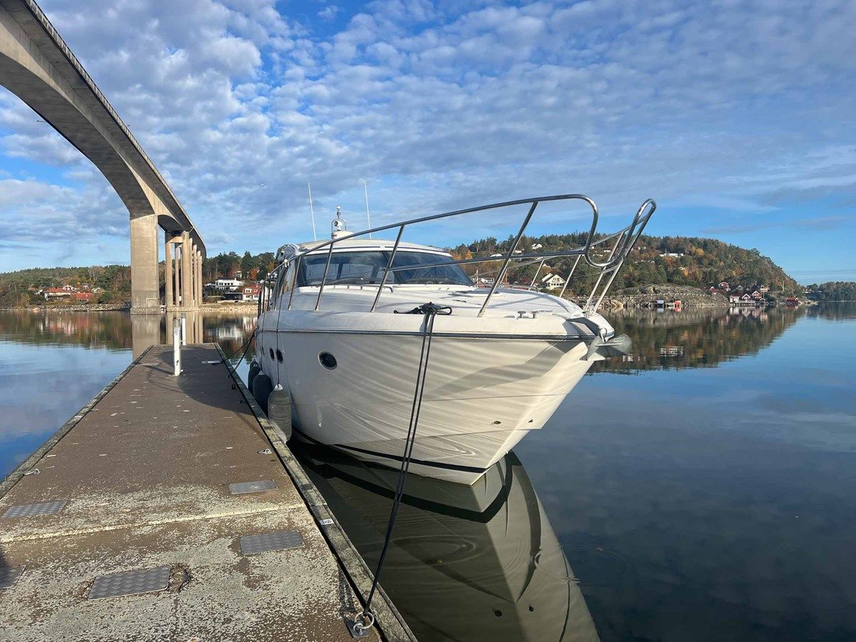 Buy a PRINCESS V45 (V45172) 47 at Shestakov Yacht Sales