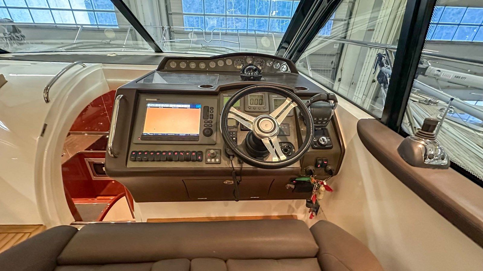 the best price on PRINCESS V45 (V45172) PRINCESS V45
