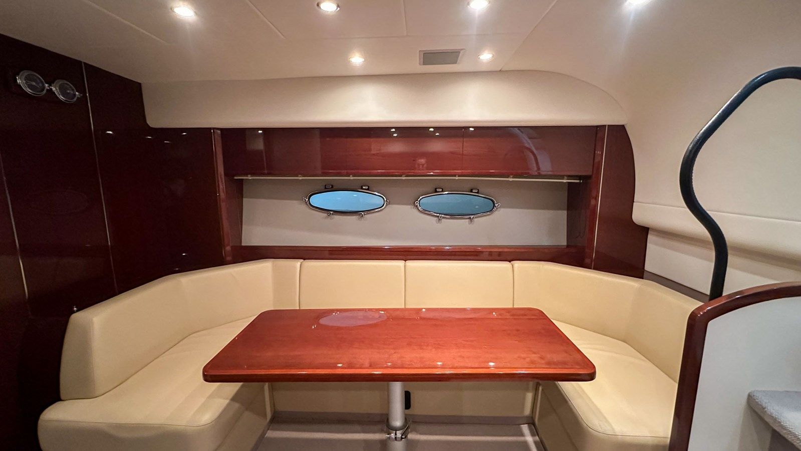 best yacht sales deals PRINCESS V45 (V45172) 47