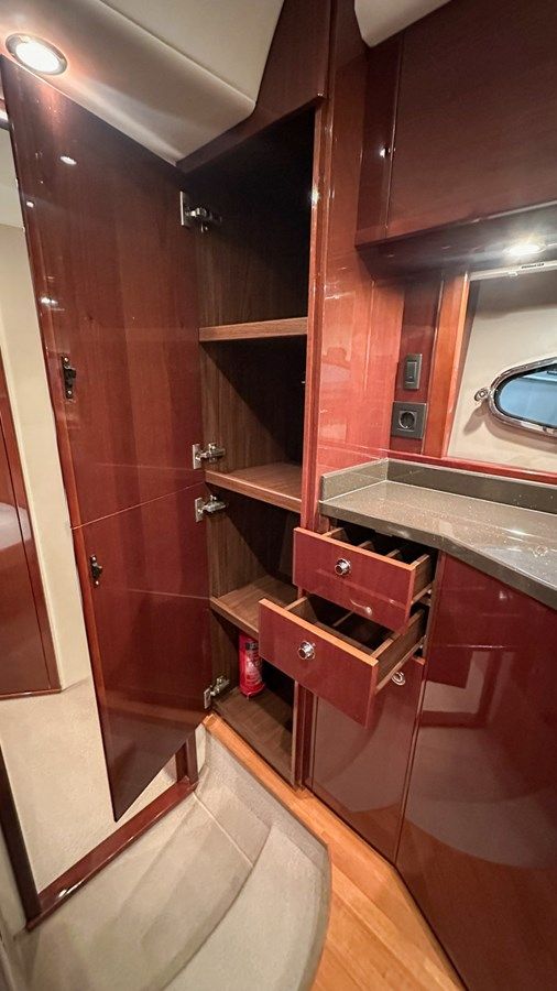 Buy a yacht PRINCESS V45 (V45172) PRINCESS V45