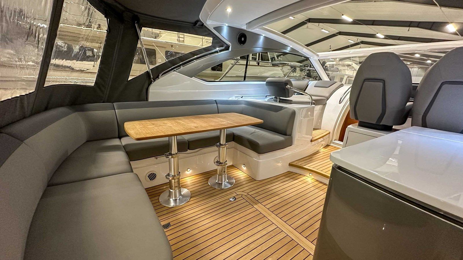 PRINCESS V40 (V40115) - PRINCESS yacht sale