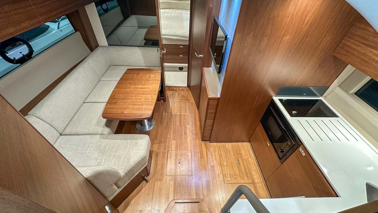 Buy a PRINCESS V40 (V40115) - PRINCESS at Shestakov Yacht Sales