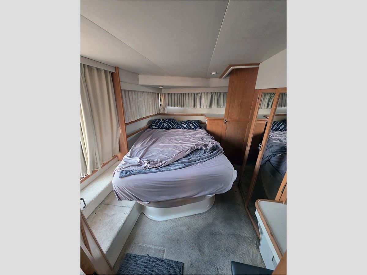 43' Carver 1995 430 Cockpit Motor Yacht - Carver Yachts price