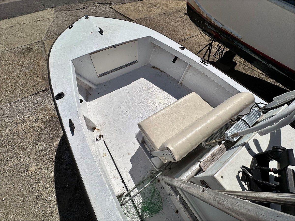Buy a yacht 19' Cape Codder 1987 - CAPE COD MARINE