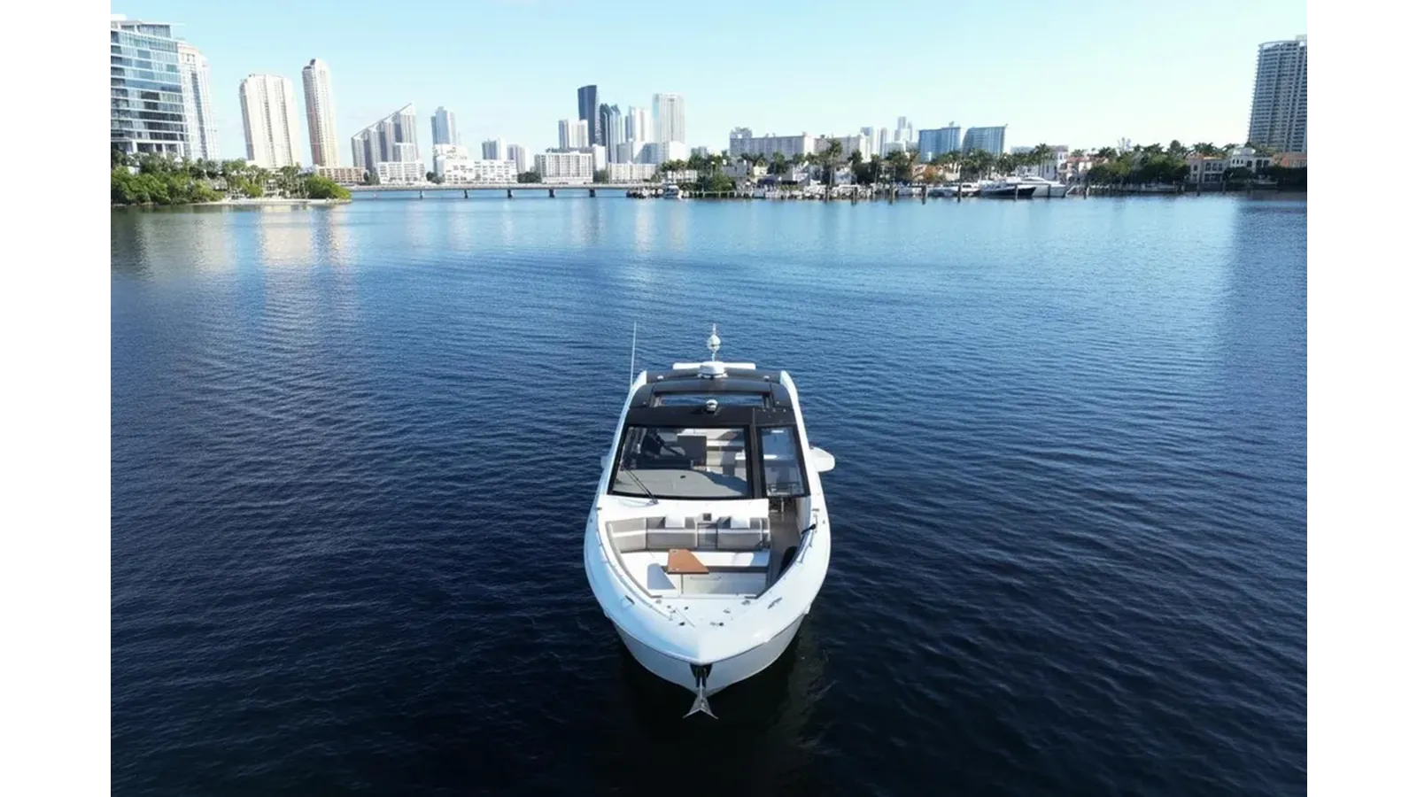 AMIRA CHIDA - Cruisers Yachts yacht sale