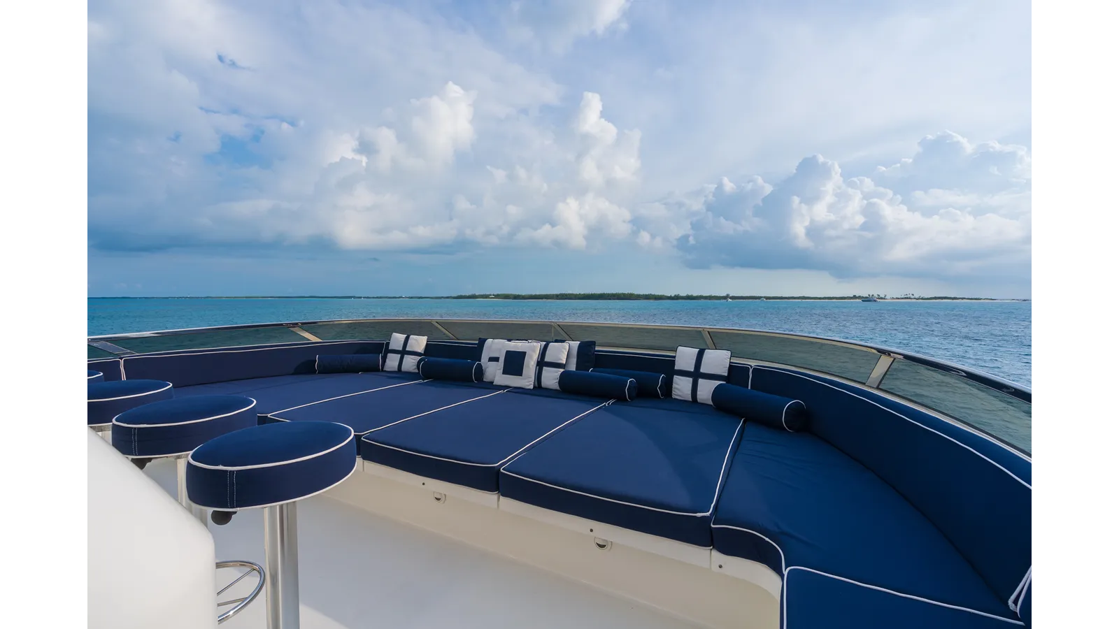 best yacht sales deals AVALINA 130