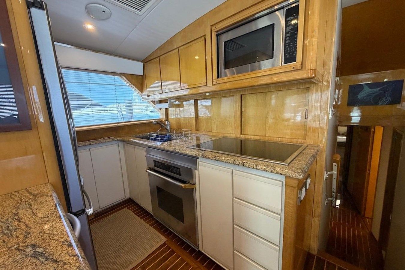 the best price on Taniamar - Bertram Yacht