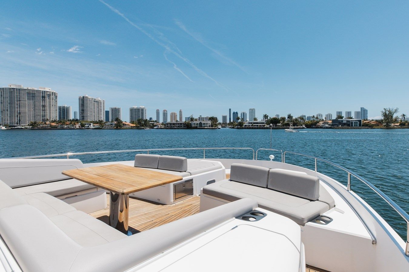 MILAMO 76 Yacht