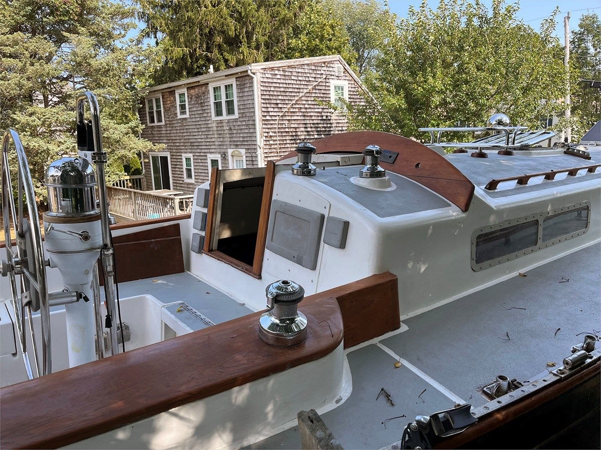 Buy a yacht 37' Alberg 1972 Whitby