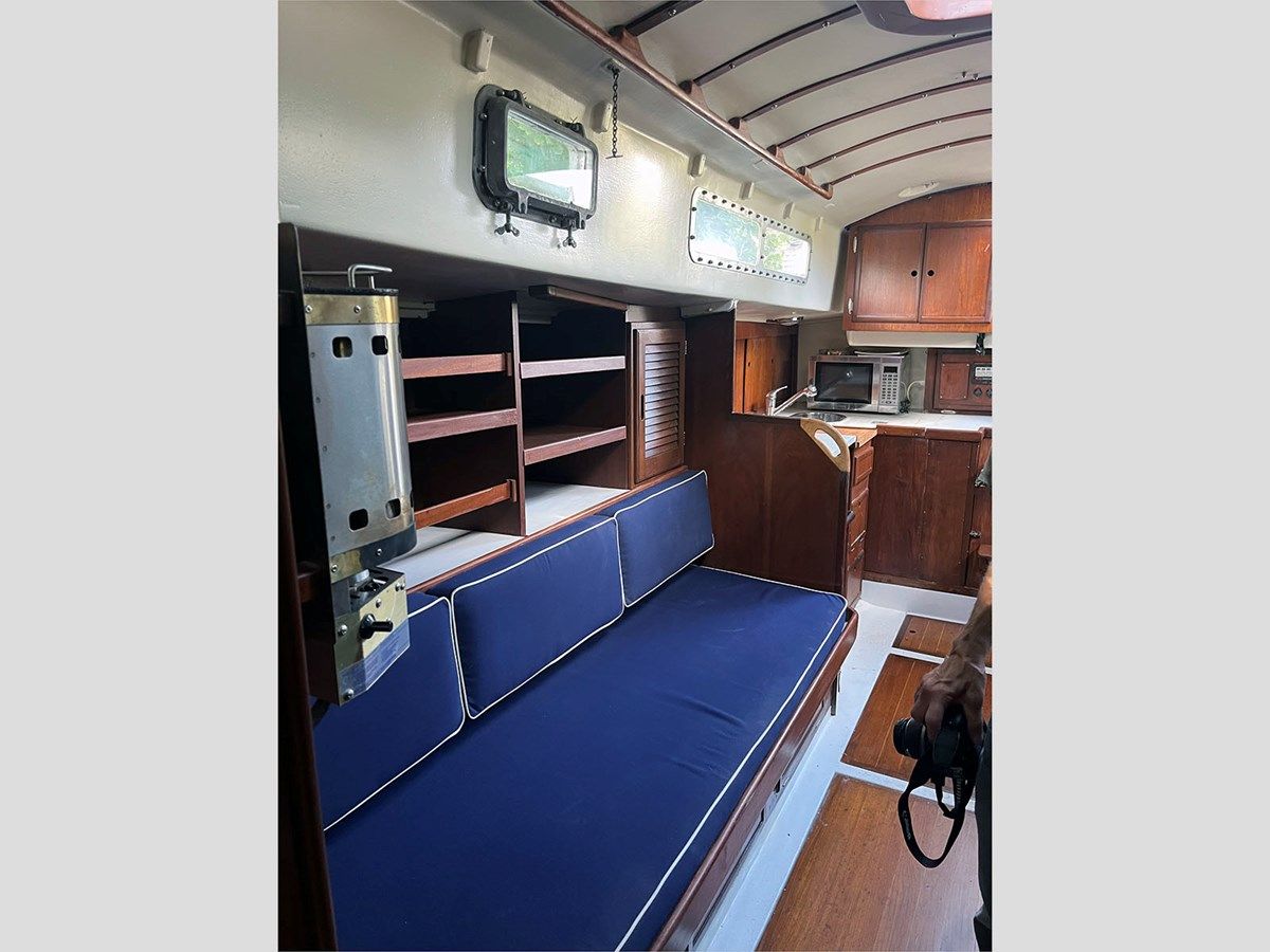 Buy a 37' Alberg 1972 Whitby 37 at Shestakov Yacht Sales