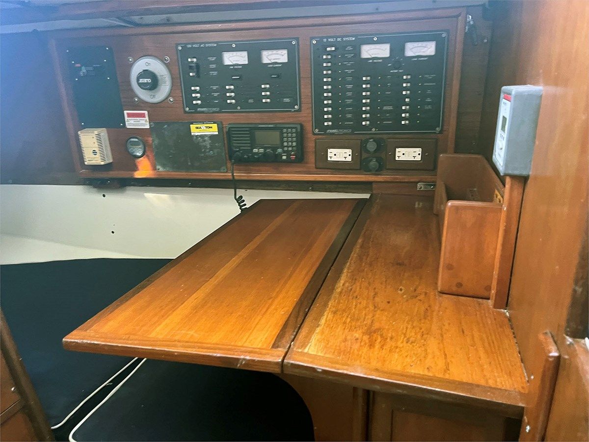 best yacht sales deals 37' Alberg 1972 Whitby 37