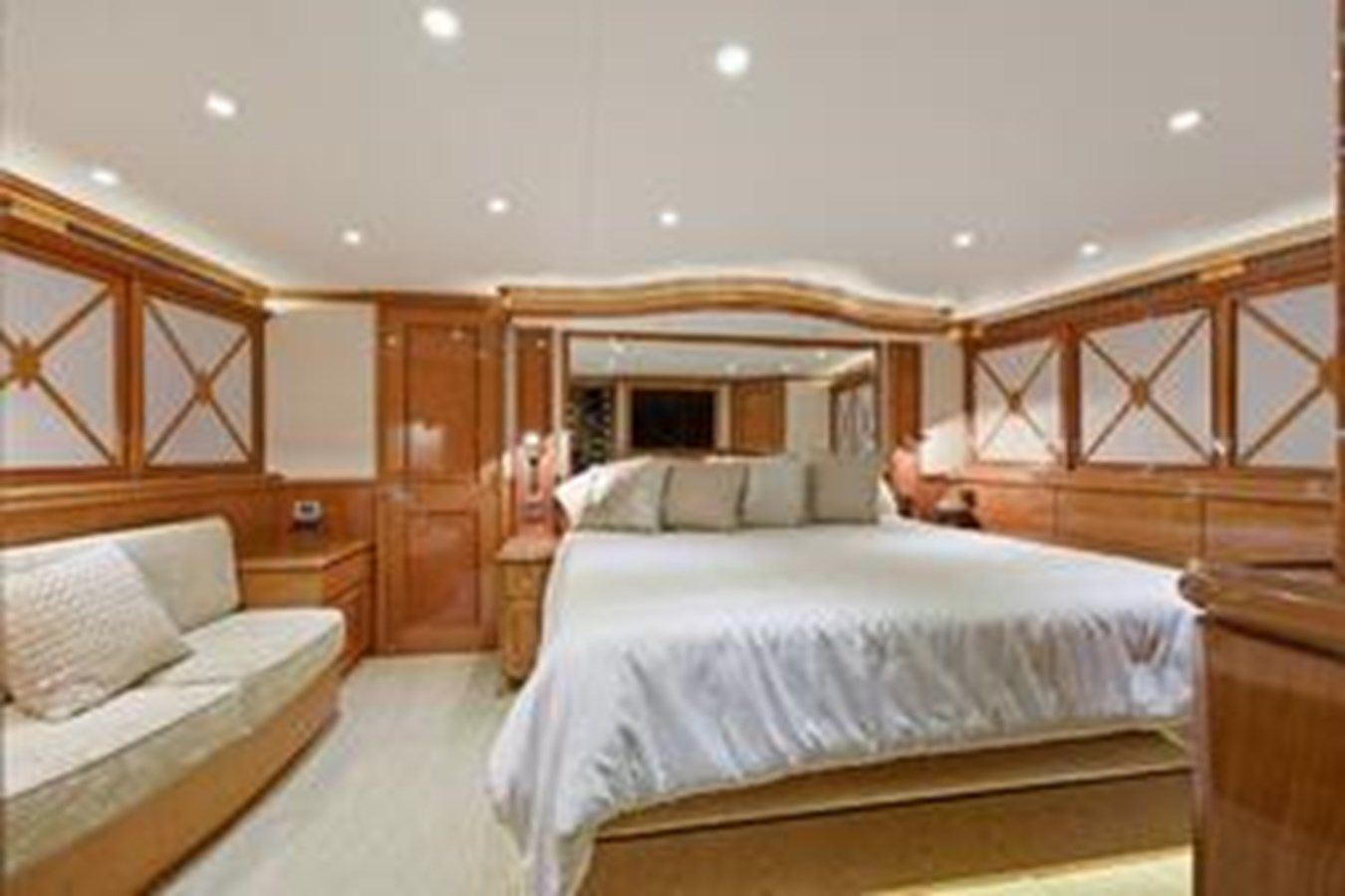the best price on FOOTLOOSE 95