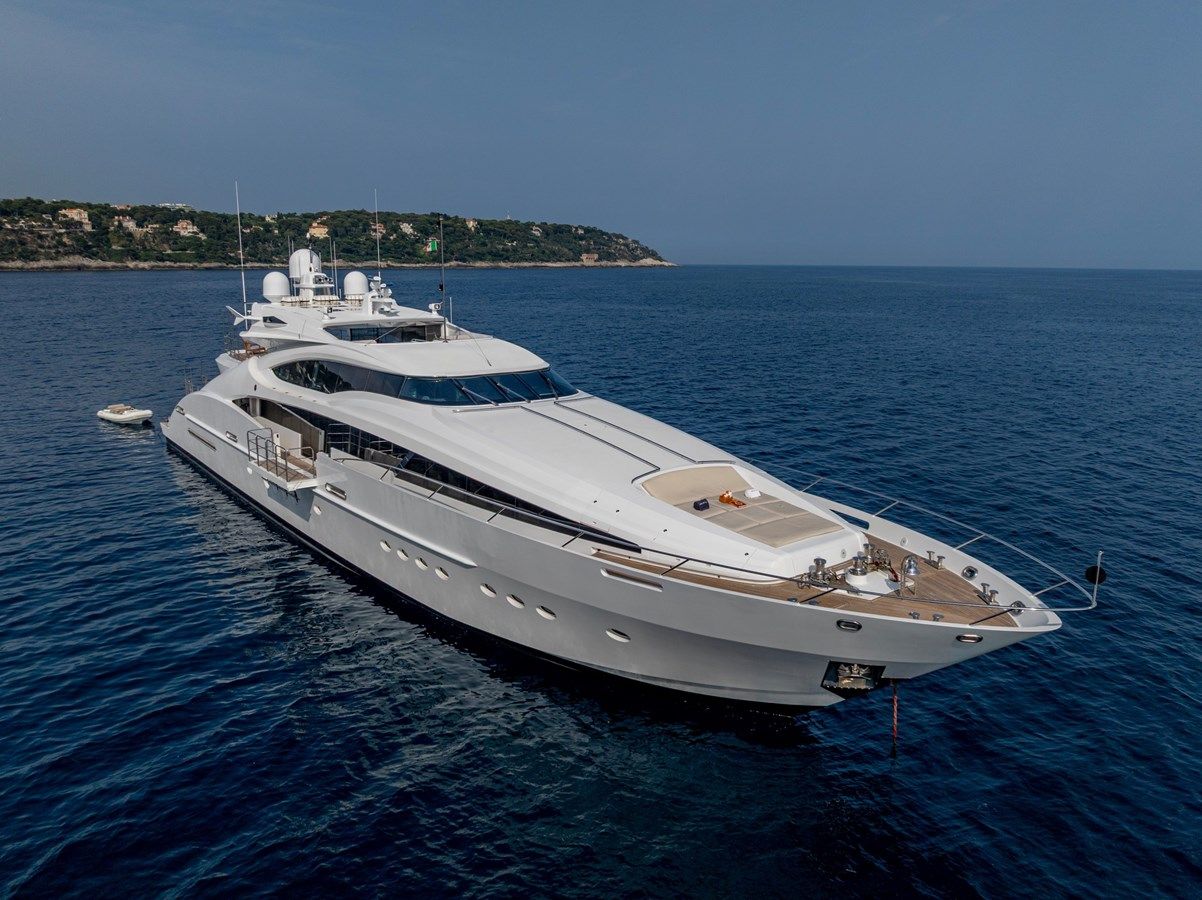 best yacht sales deals EQUITY 150
