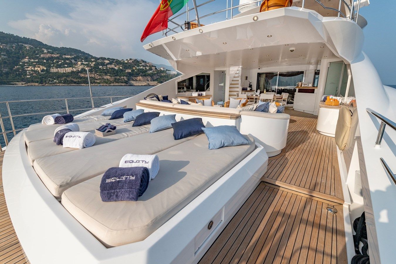 Buy a yacht EQUITY PJ150