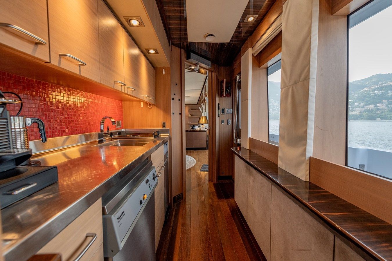 EQUITY - PALMER JOHNSON yacht sale