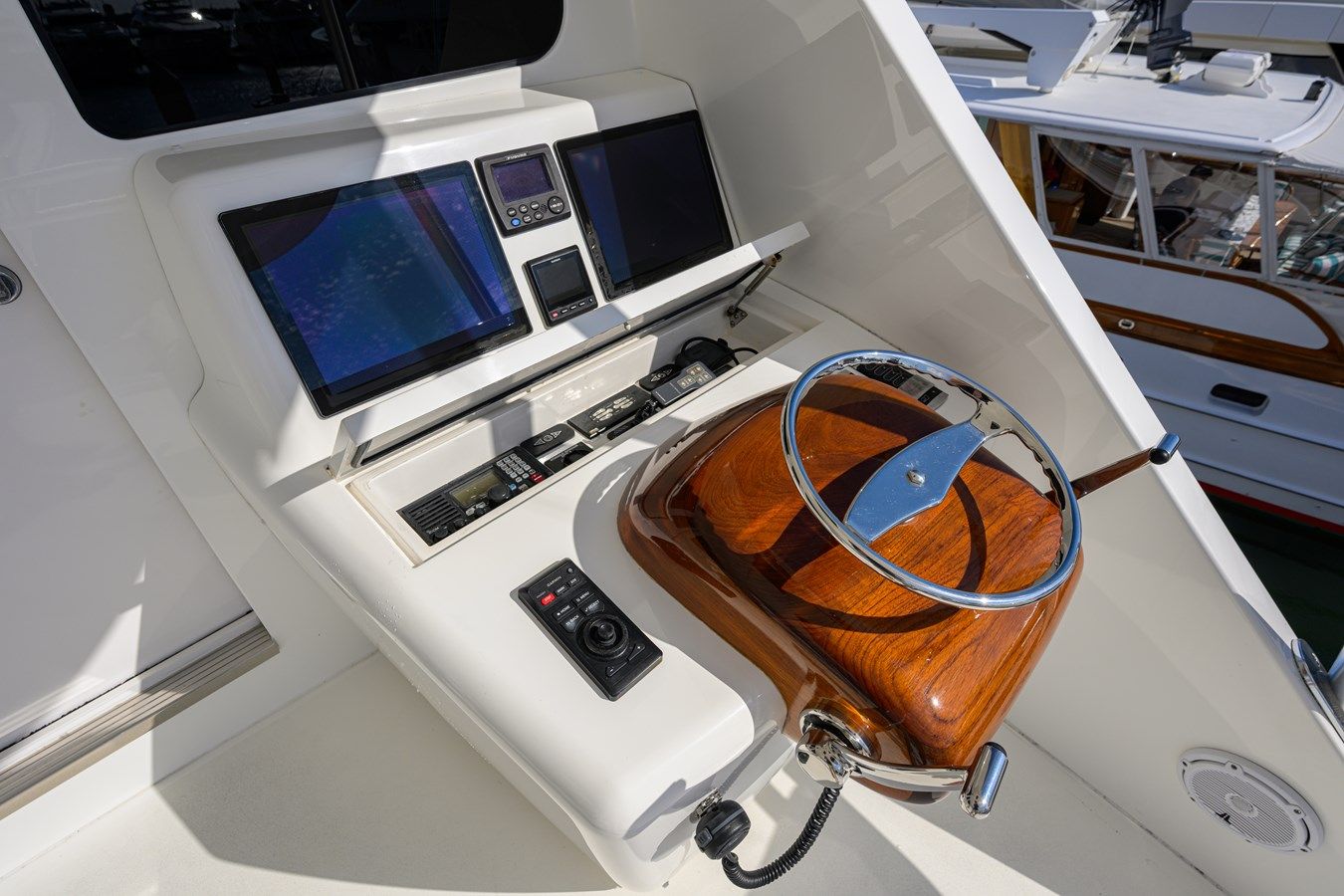 best yacht sales deals SPECULATOR 92