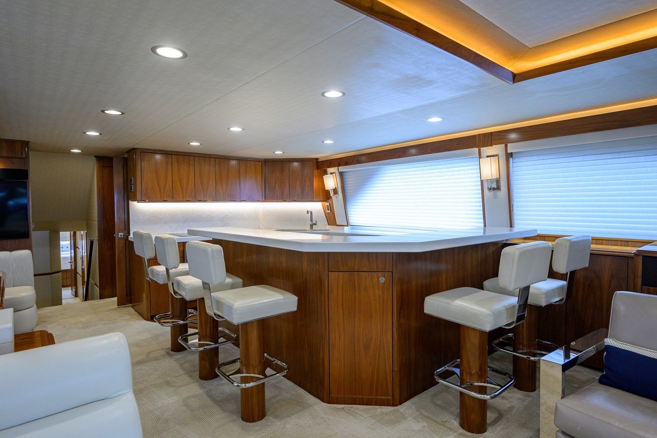 Buy a SPECULATOR - VIKING at Shestakov Yacht Sales
