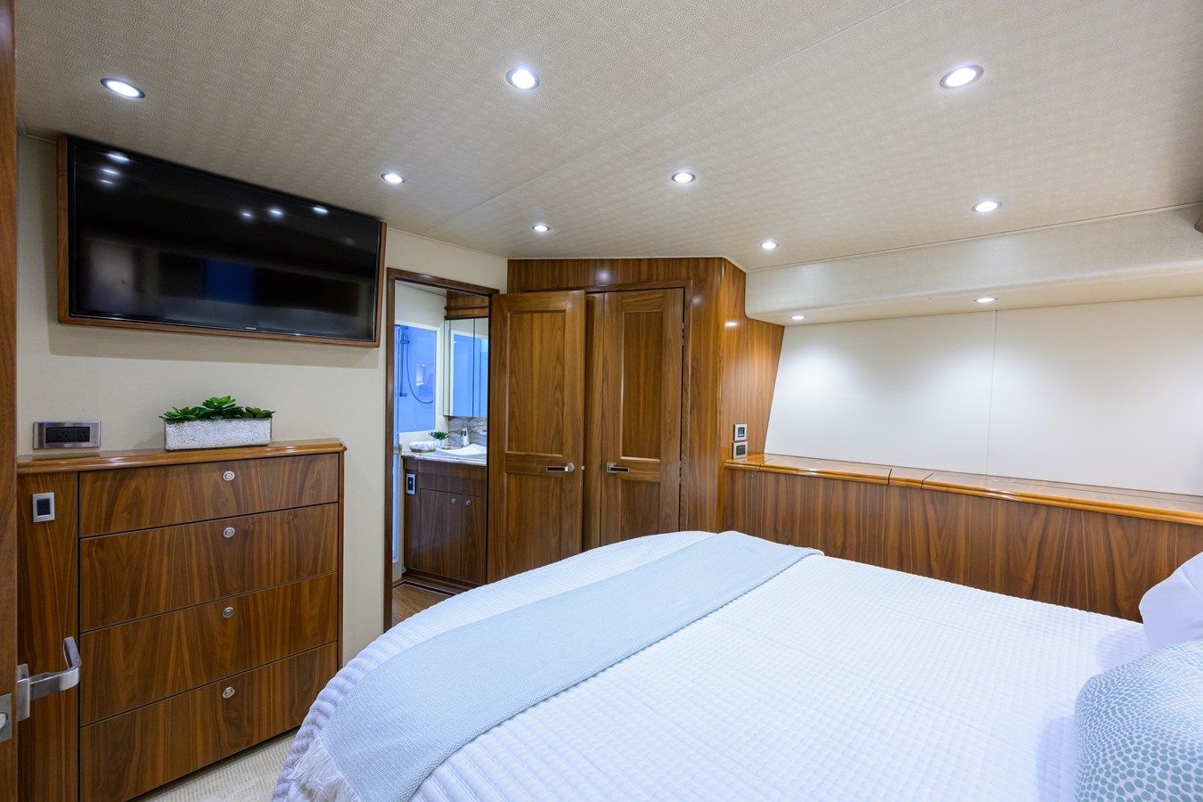 Buy a yacht SPECULATOR 92