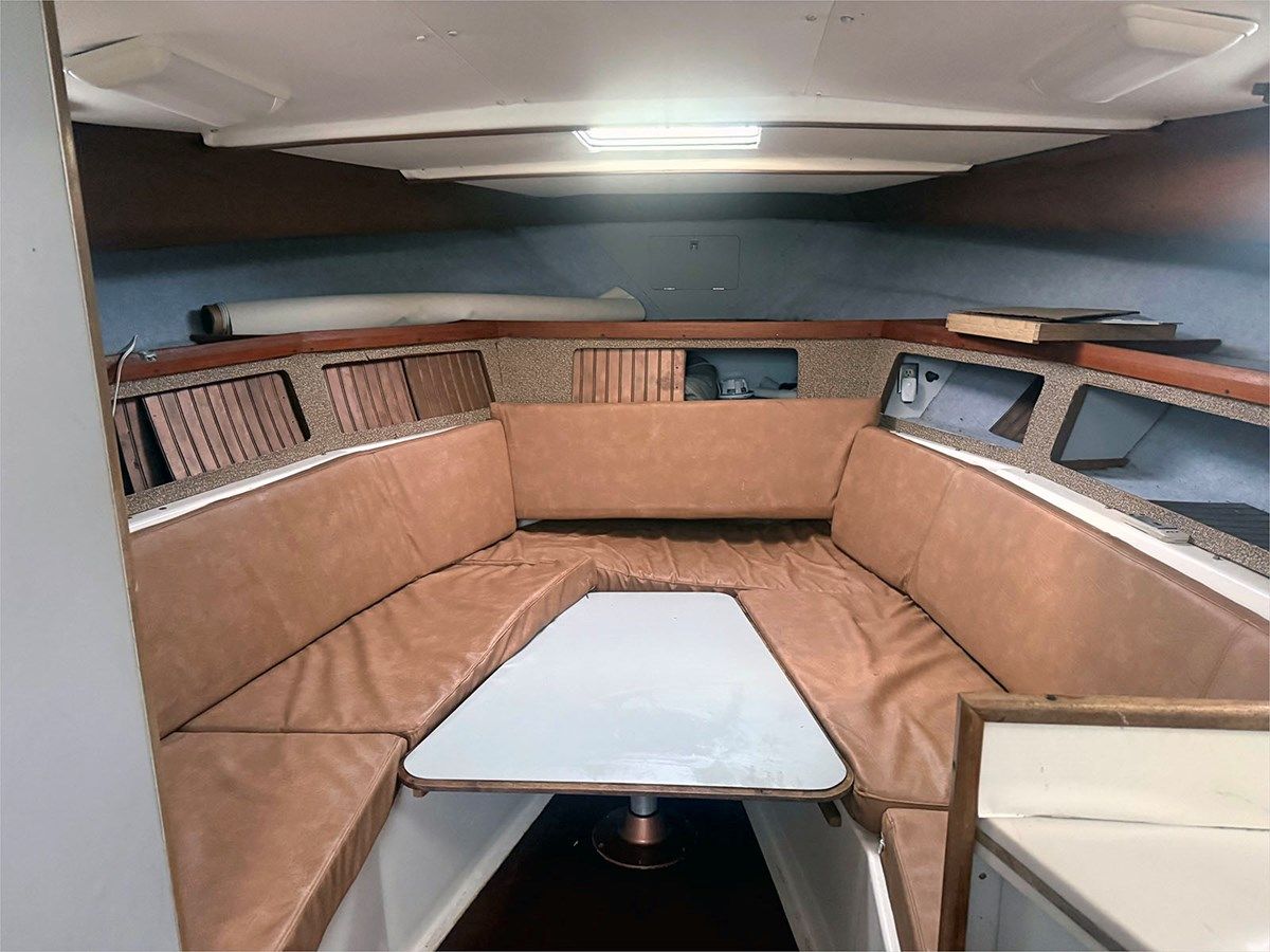 30' Hunter 1988 Alure - HUNTER yacht sale